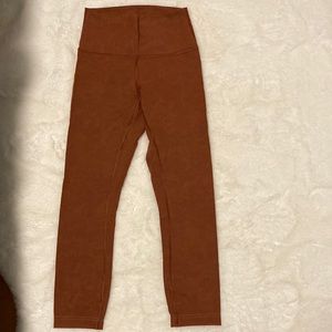 Lululemon Wunder Under *Luxtreme sz4